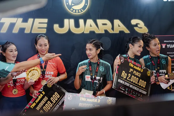 Women's category winners celebrating