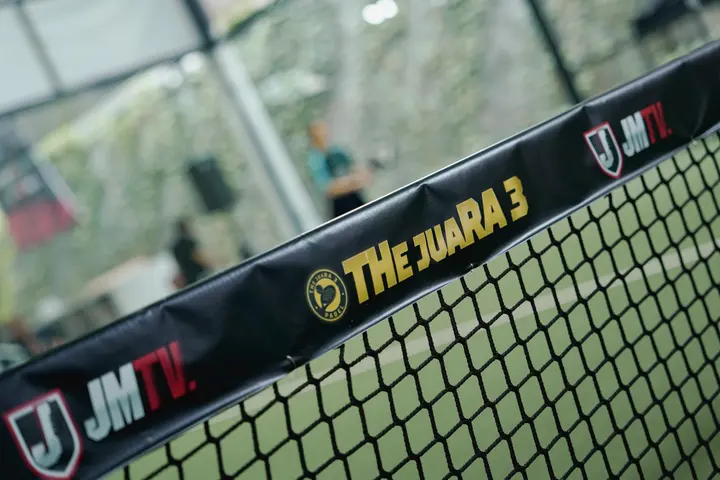 Branded net with The Juara 3 and JMTV marks